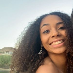 Meet your Posher, Trulan